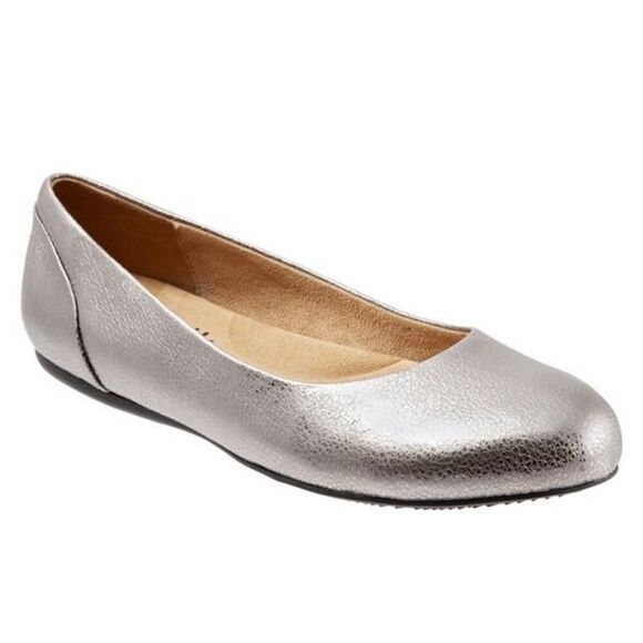 Softwalk Sonoma Ballet Flat Womens US 7 Platinum Leather Slip On Comfort ZPO2578 - Picture 1 of 10